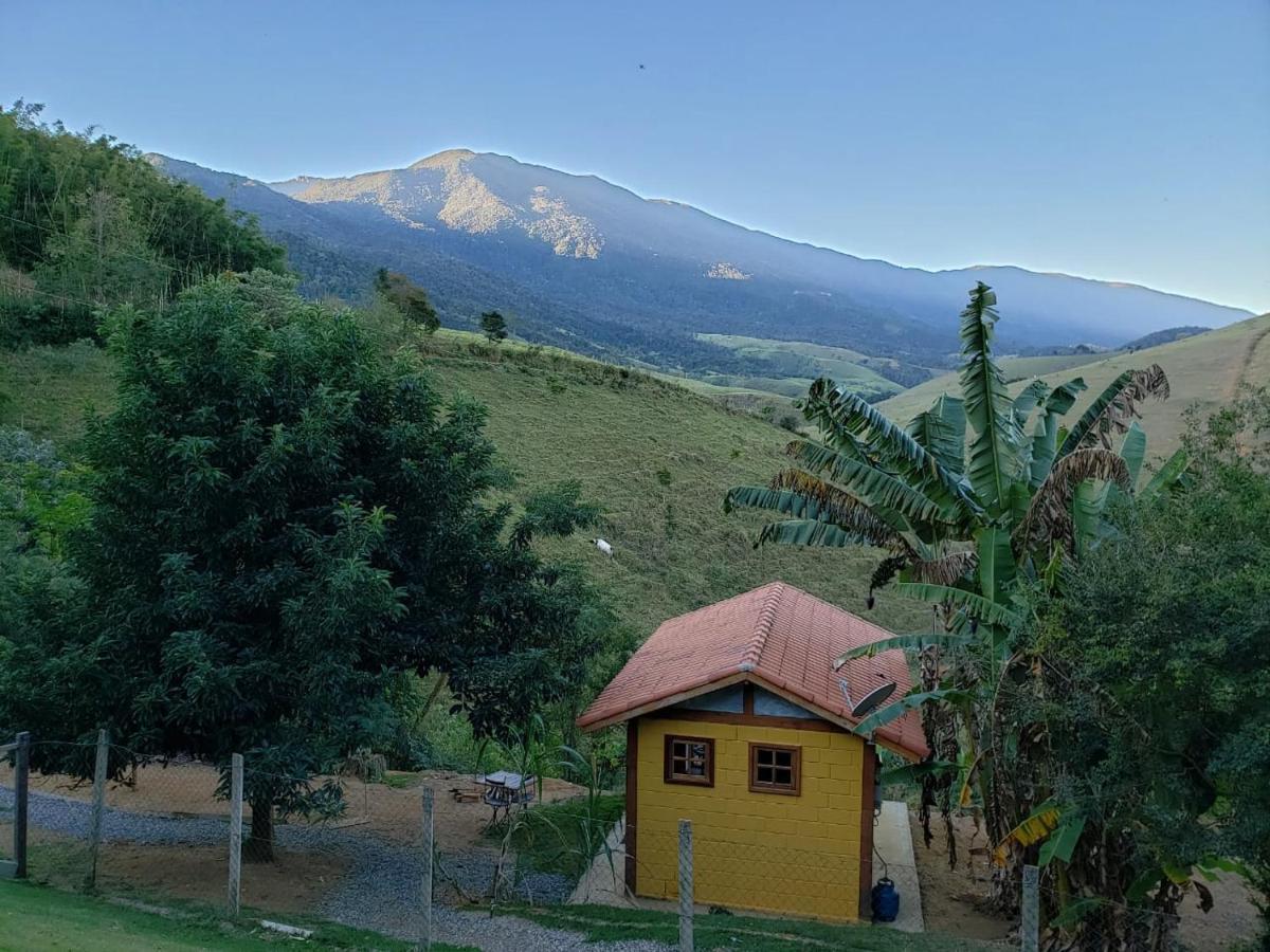 Pousada Sitio Barreirinha เอนเชนเอโรปาสซอส ภายนอก รูปภาพ
